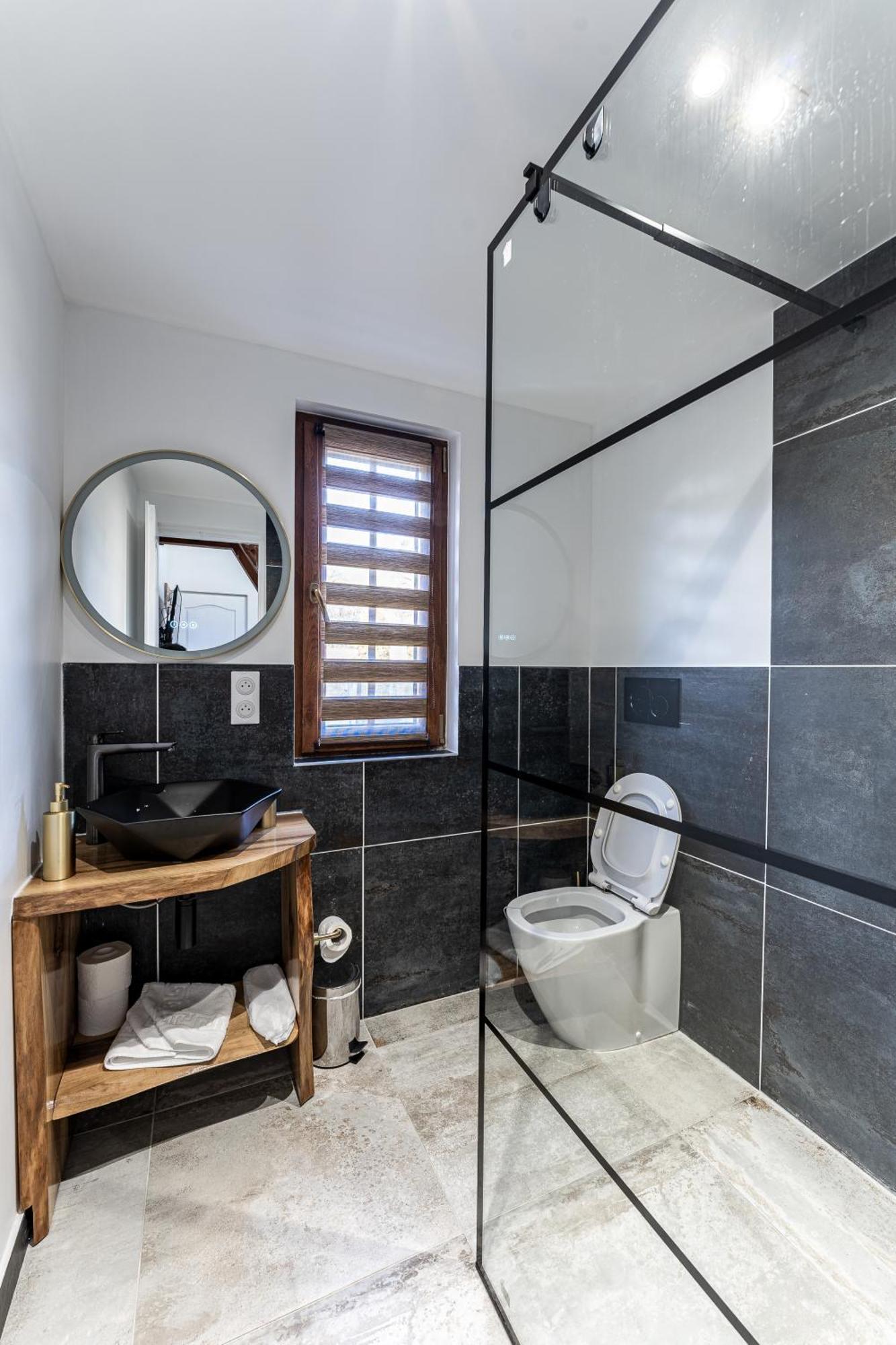 Casa Cu Magnolii Hotel โปเยนิเลซี ภายนอก รูปภาพ